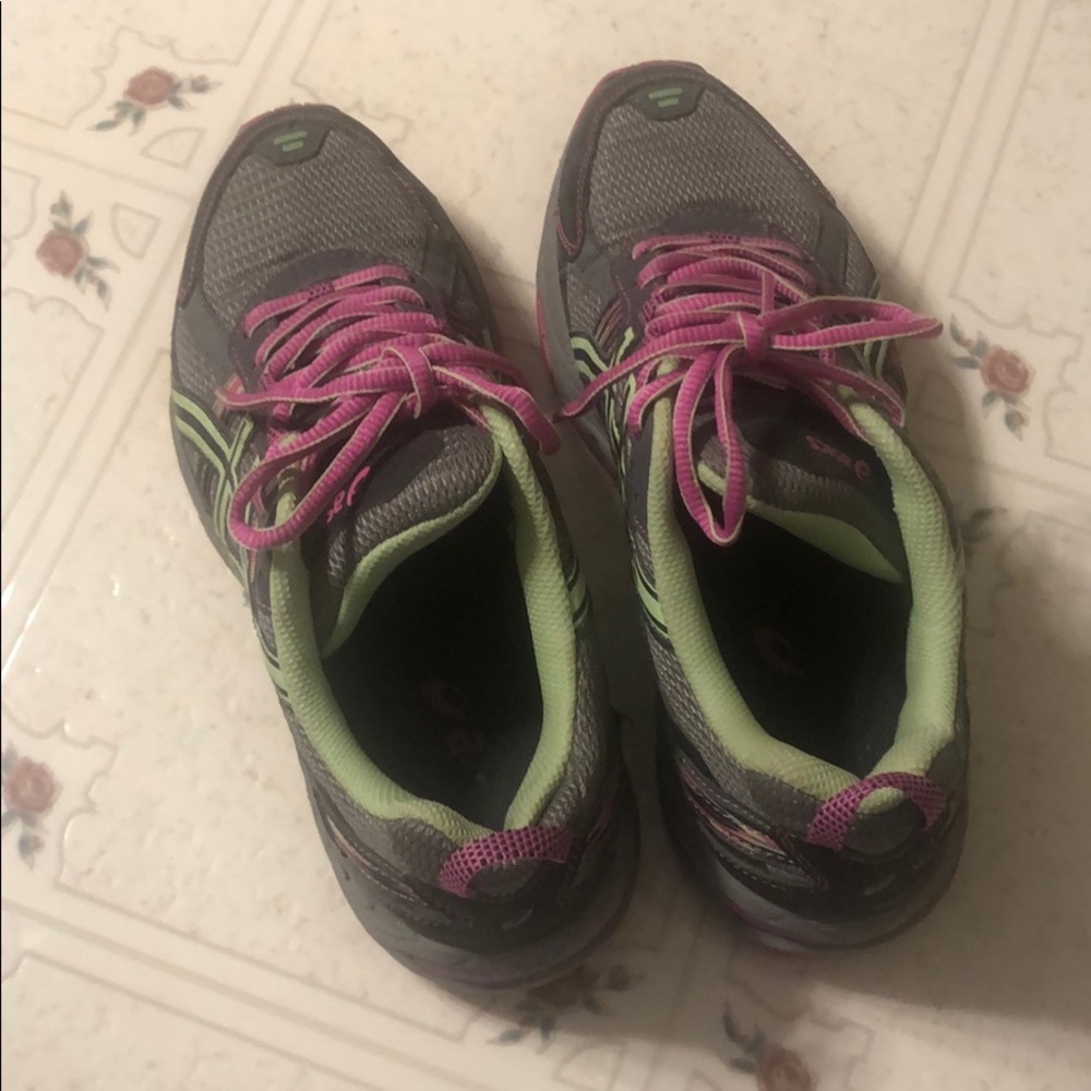 Women’s Tennis shoes